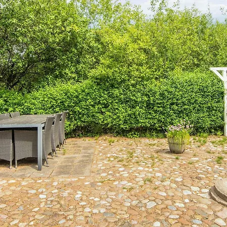 Tranquil Retreat In Romo - By Traum