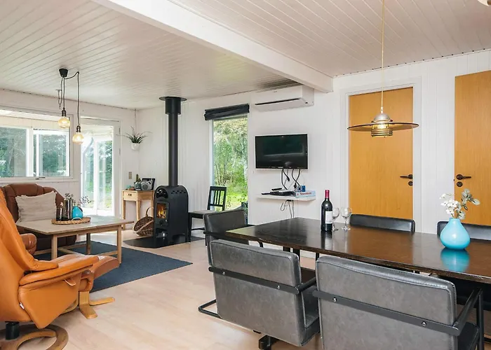 Tranquil Retreat In Romo - By Traum 別荘 *